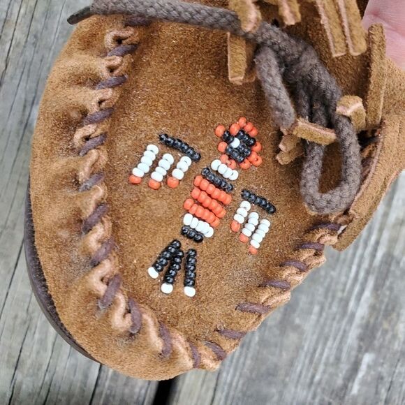 Vintage 70s Western Boho NativeMoccasins Beaded Thunderbird Suede Leather Fringe - Picture 6 of 6